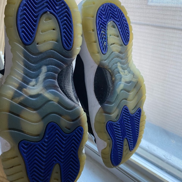 Jordan Space jam 11’s size 3.5 - Picture 10 of 12